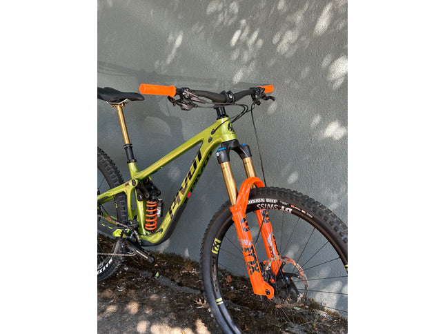 Pivot "Switchbird" Electric Lime Small  XT/XTR w/ Carbon Wheels