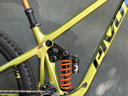 Pivot "Switchbird" Electric Lime Small  XT/XTR w/ Carbon Wheels