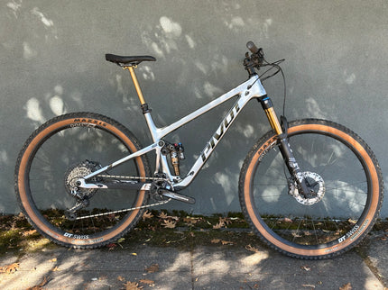 Ex-Demo Pivot Trail 429 Enduro Pro XT/XTR Large Silver