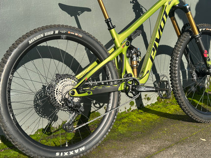 Consignment Pivot Switchblade v5 Pro XT/XTR Medium Lime Green